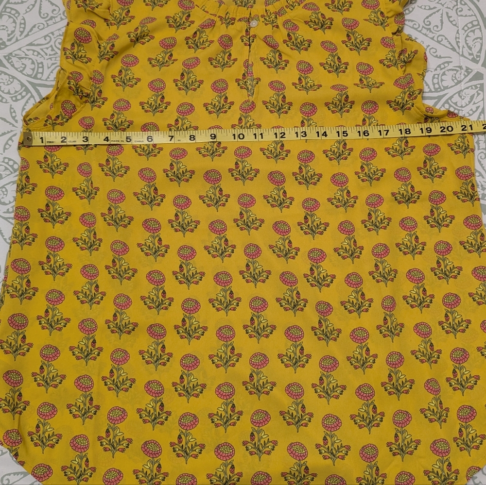 LOFT Peony Ruffle Split Neck Top, Large - Picture 12 of 12